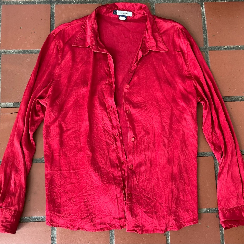 GAP Silk Stretch Shirt in Rich Red